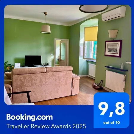 Casa Nina Carignano Genova